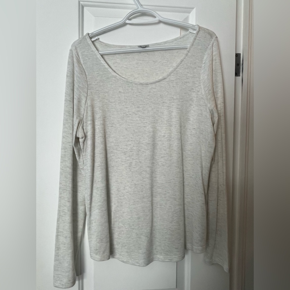 Women's Cream Long Sleeve Top